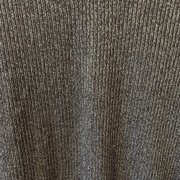 Lane Bryant glittery grey sweater Vneck wide bell sleeves new w/tags size 34/36 - Picture 4 of 4